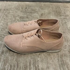 Pink Perforated Lace-Up Shoes
